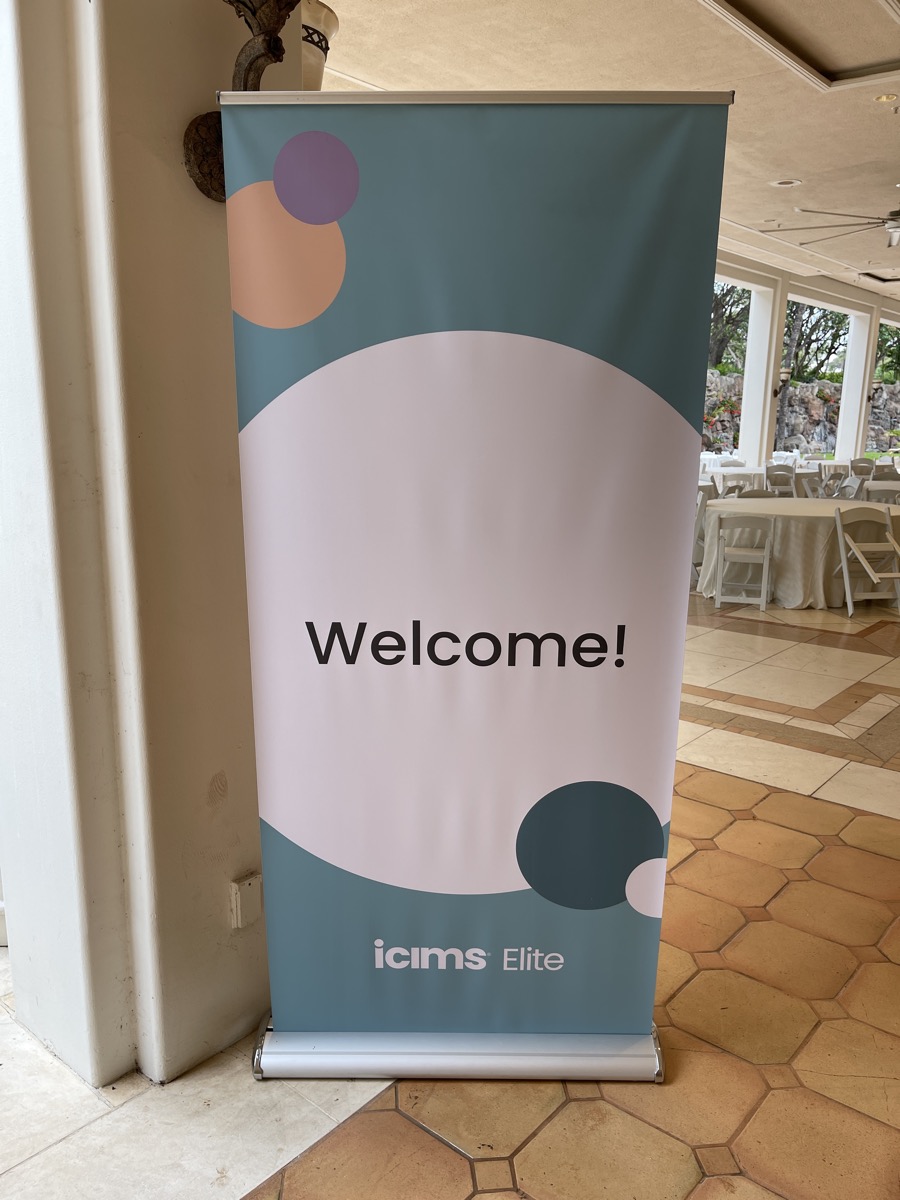 Retractable Banners (36x80)